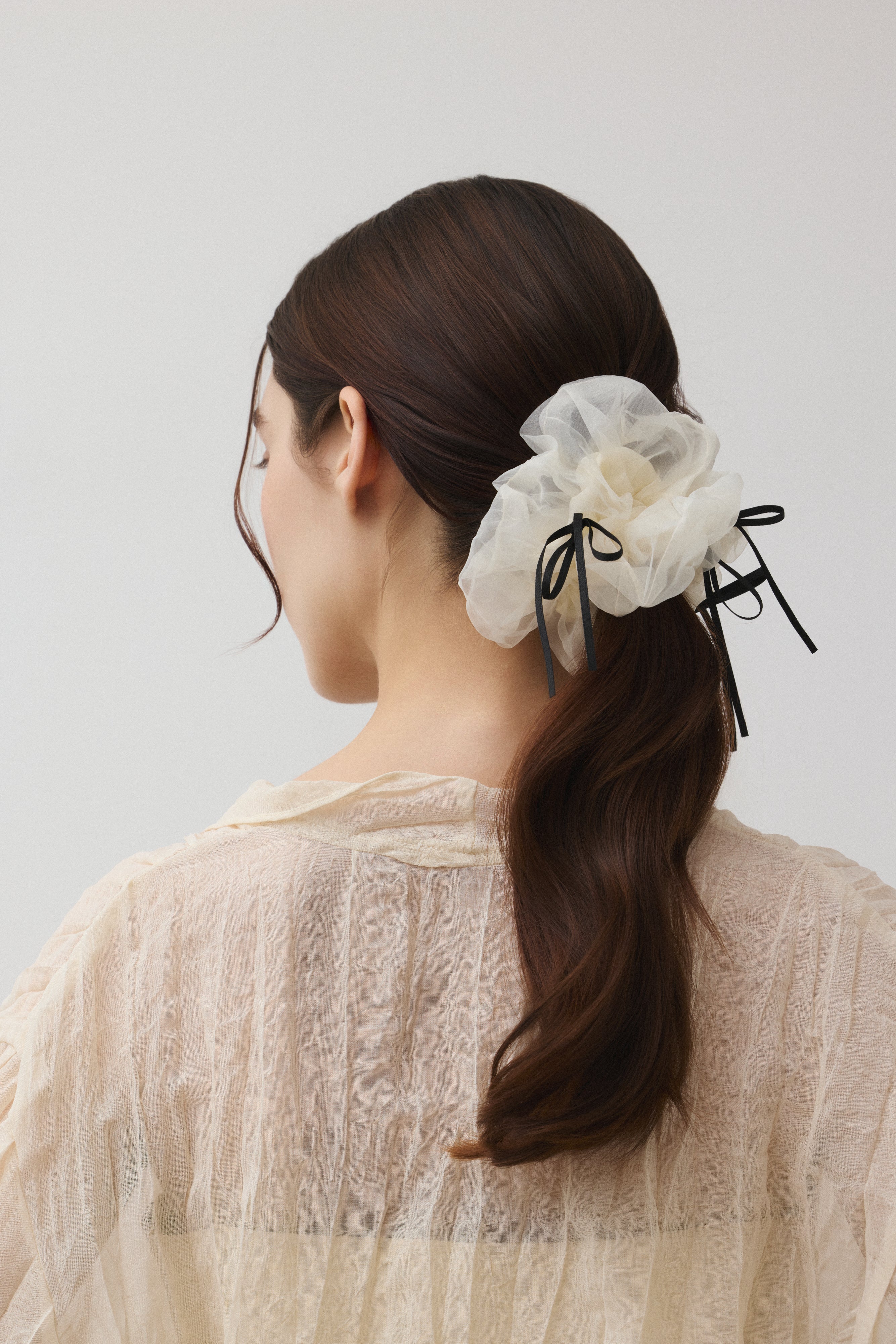 HAIRSTAR シアーフリルリボン シュシュWH