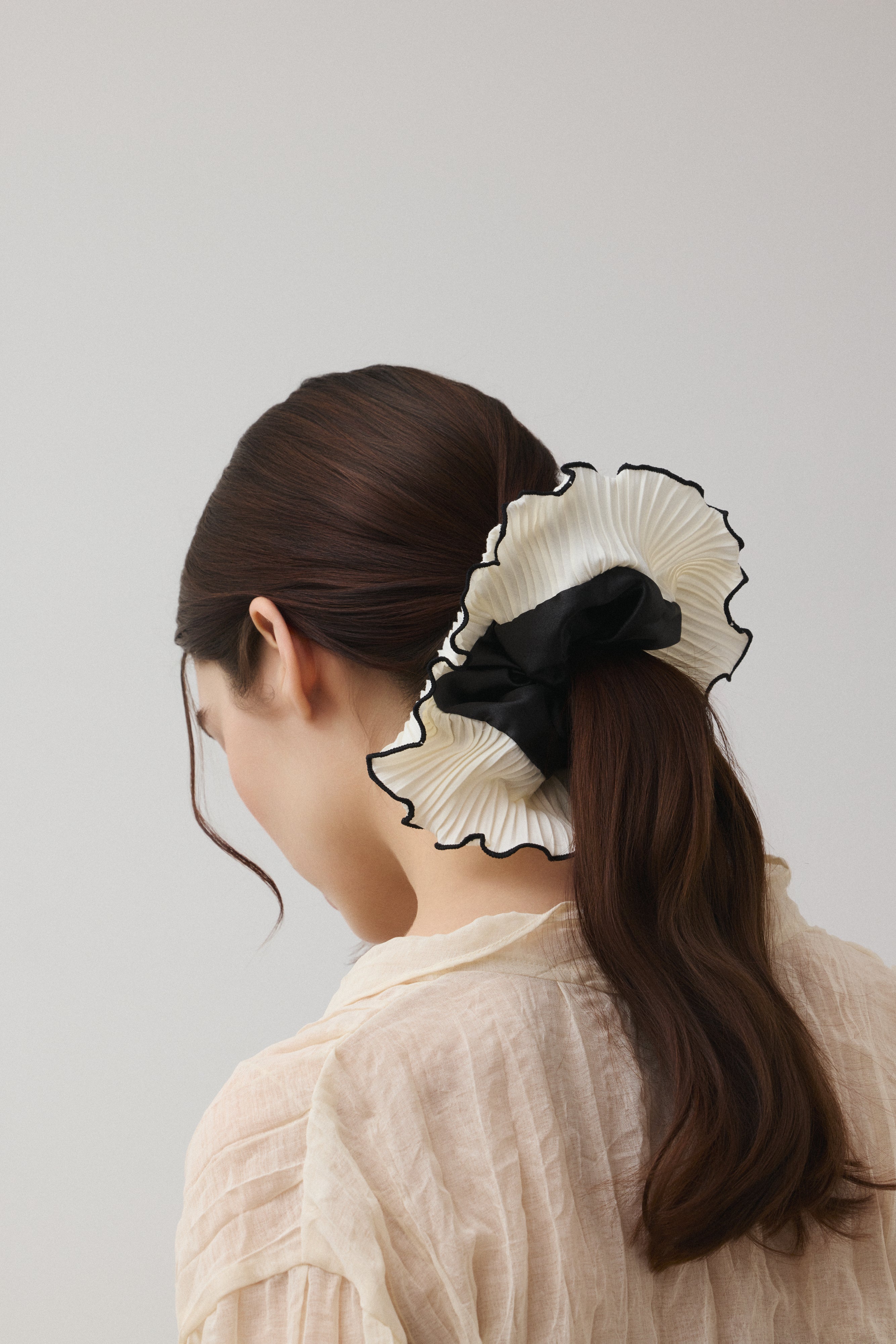HAIRSTAR プリーツフリルシュシュBK